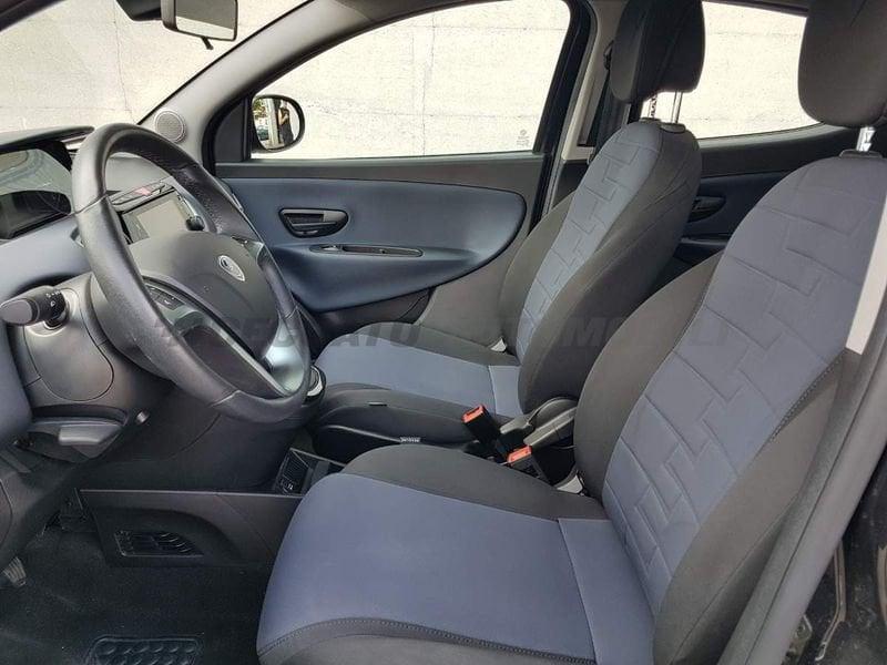 Lancia Ypsilon Ypsilon 1.0 firefly hybrid Platino s&s 70cv