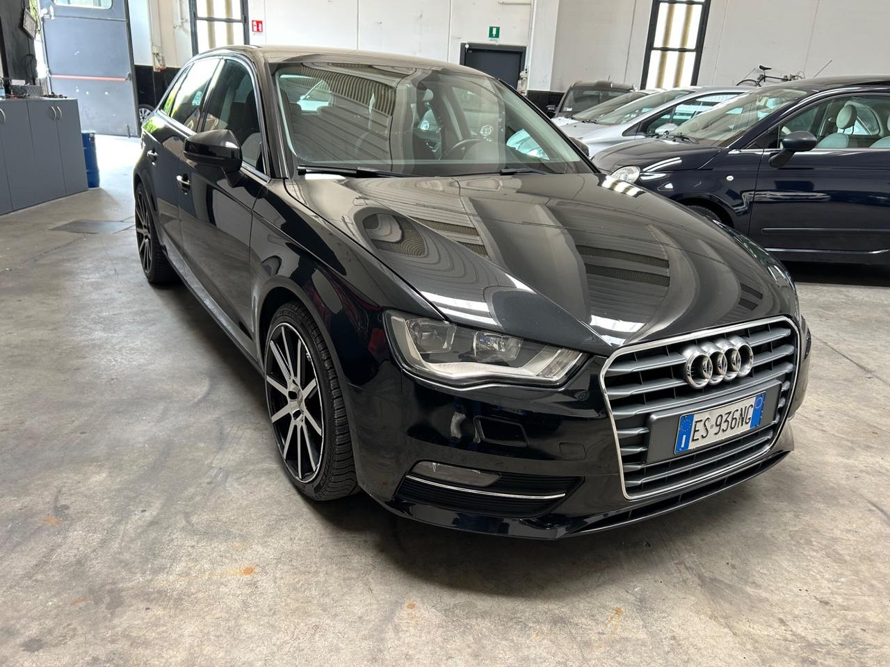 Audi A3 2.0 TDI 150cv S TRONIC automatica