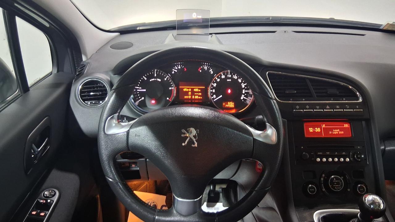 Peugeot 5008 Allure 7 posti 1.6 120cv anno 2015