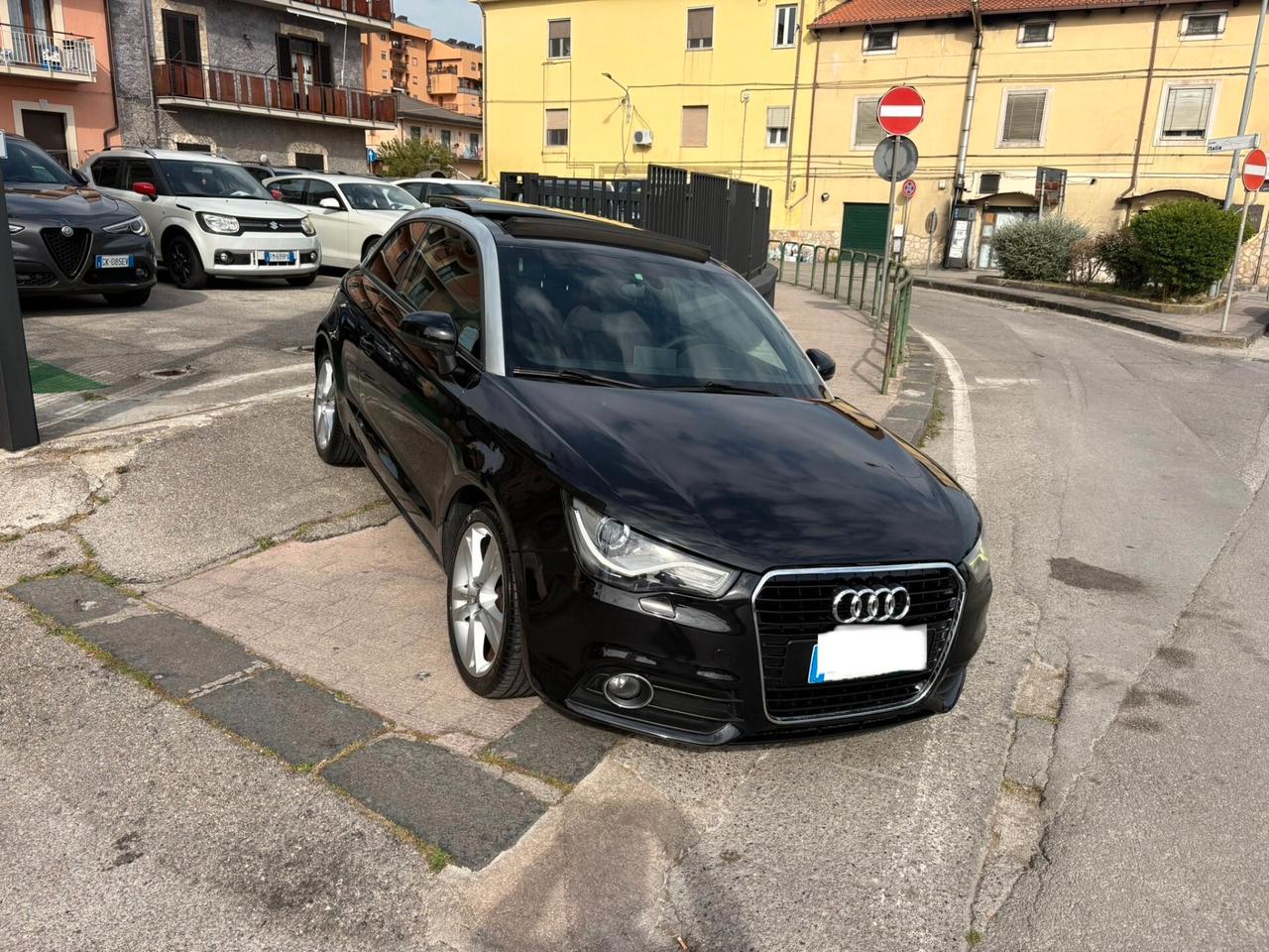 AUDI A 1 TETTO APRIBILE C AUTOMATICO