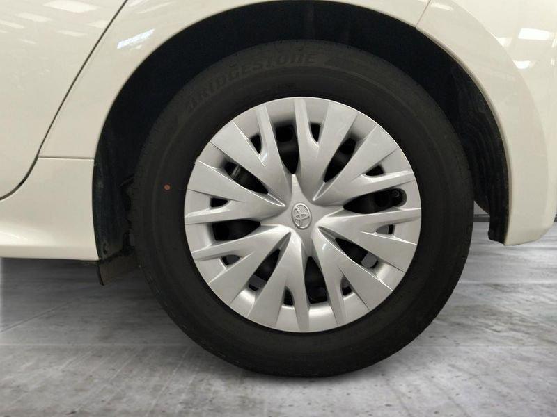 Toyota Yaris Hybrid Active MY22