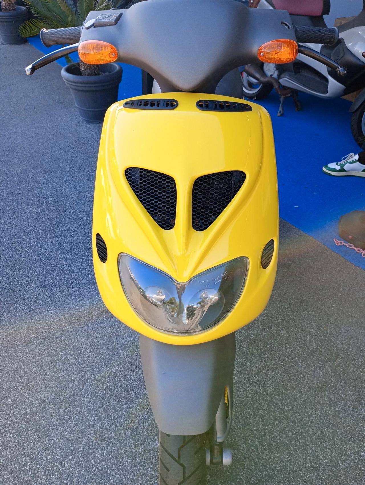 Piaggio Zip SP