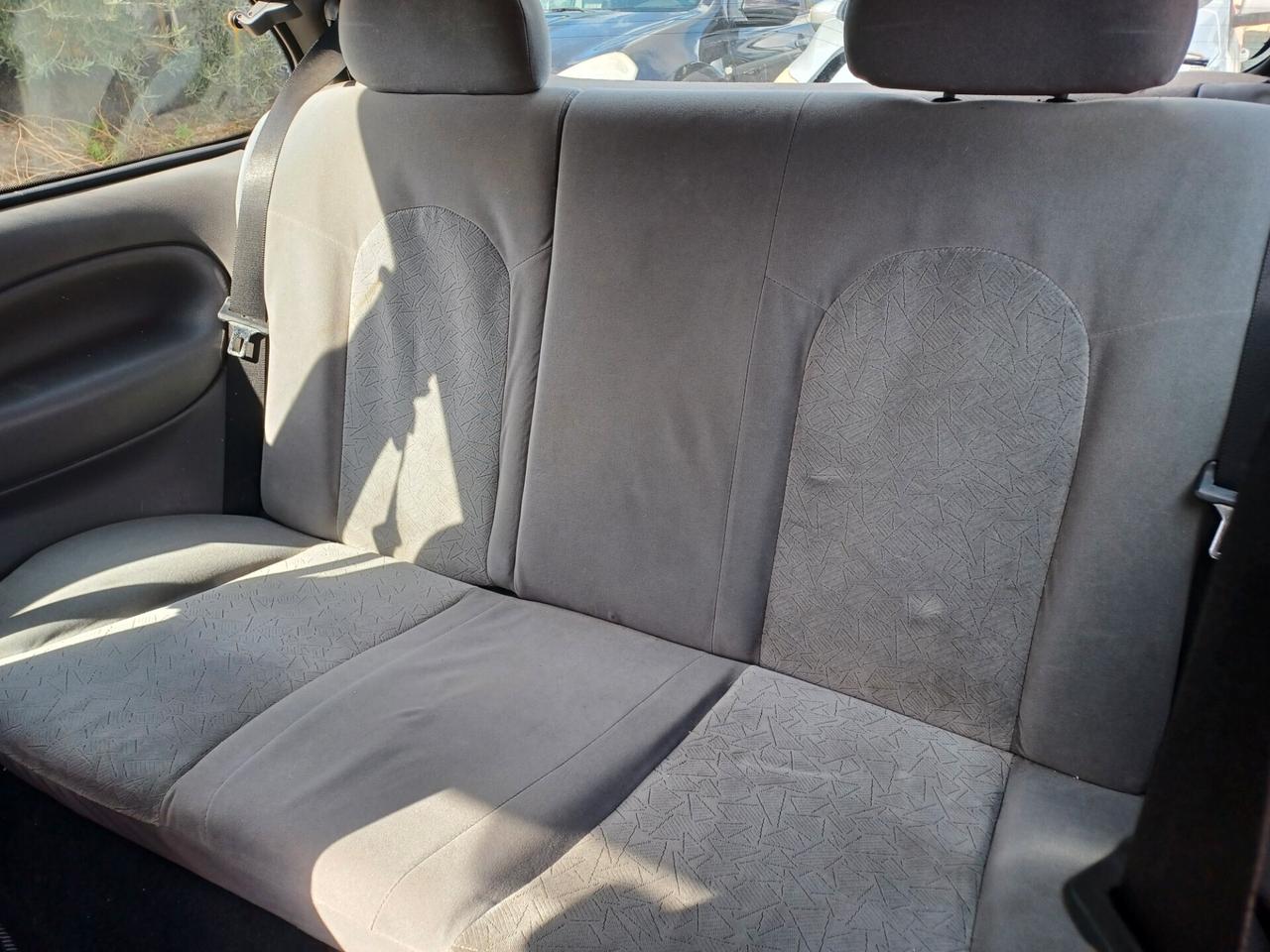 Ford Fiesta 1.2i 16V cat 3 porte Ghia