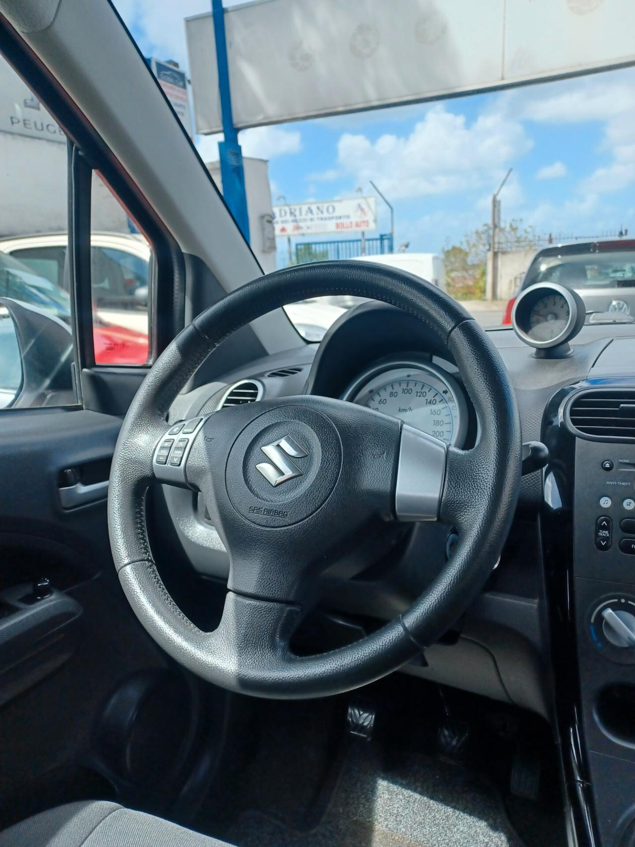 Suzuki Splash 1.0 Style Solo 100000 km 2014