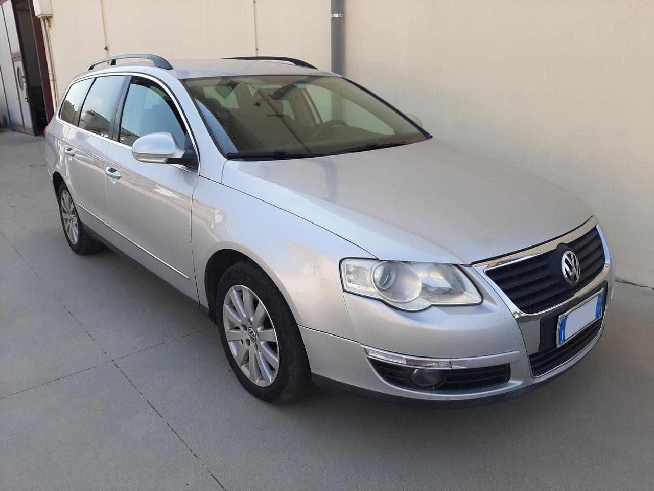 Volkswagen Passat 2.0 16V TDI 140cv Var. Highline