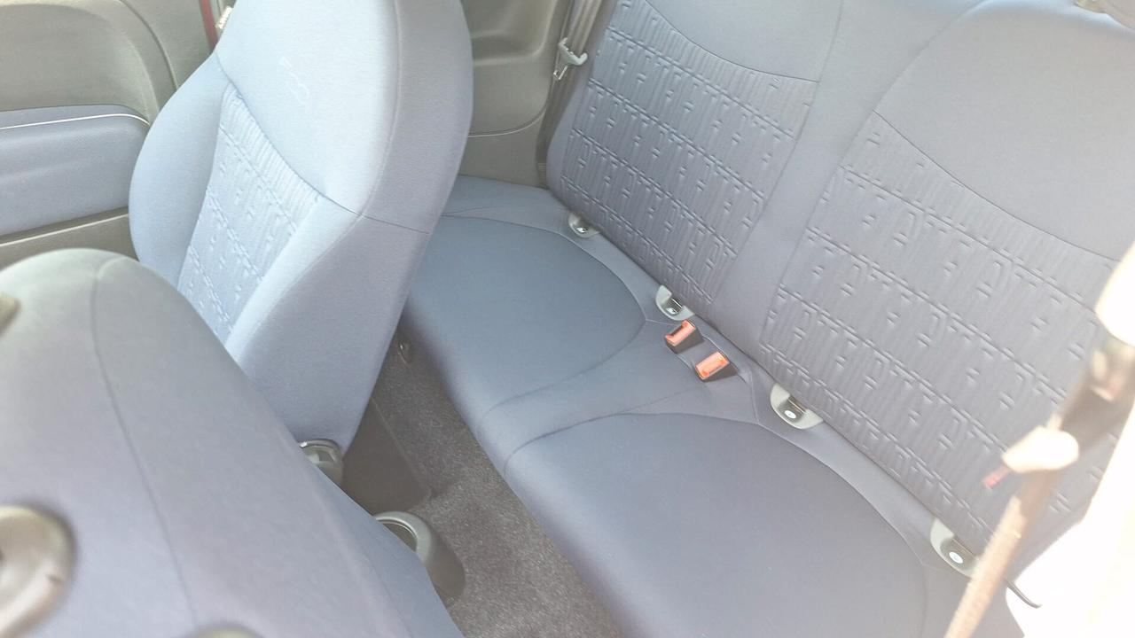 Fiat 500 C 1.0 Hybrid Red SOLI 32.000 KM!!!