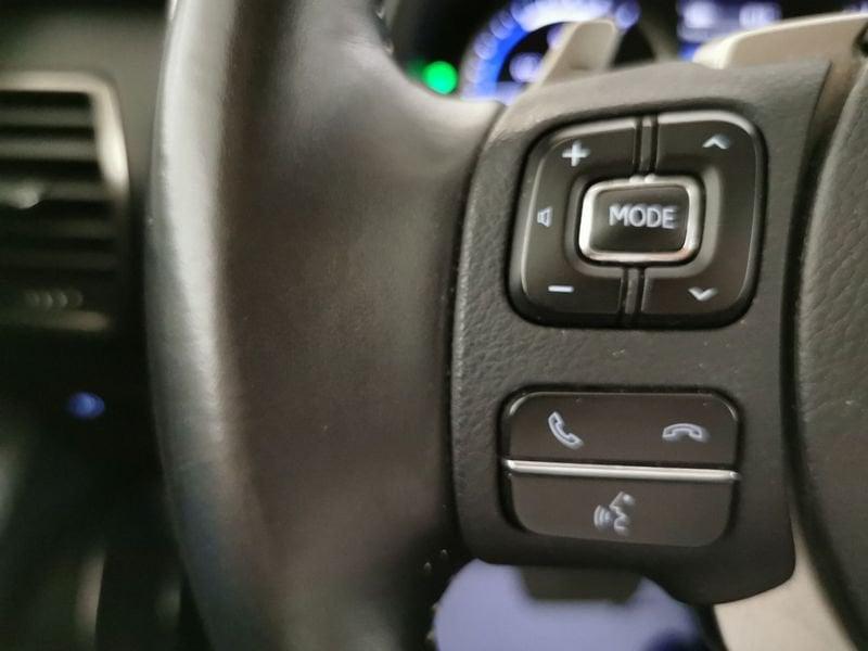 Lexus NX 300h 2.5 Premium 4wd cvt