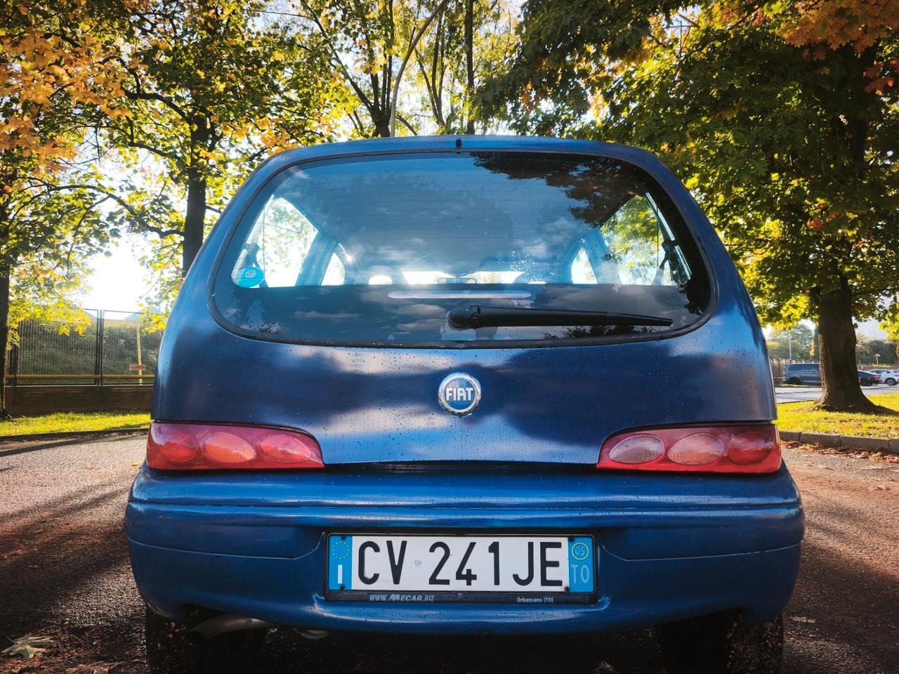 Fiat 600 1.1 Class bi-color