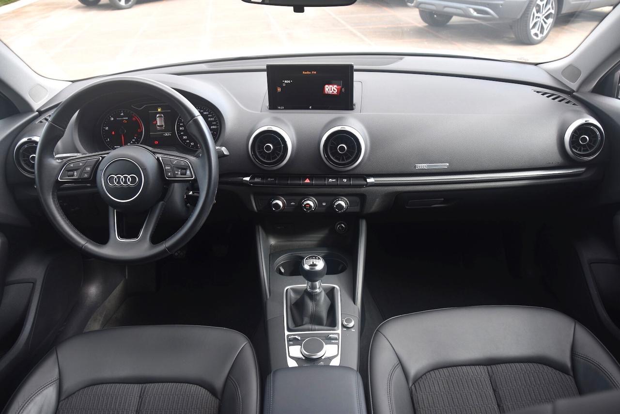 Audi A3 SPB 1.6 TDI 116cv Design