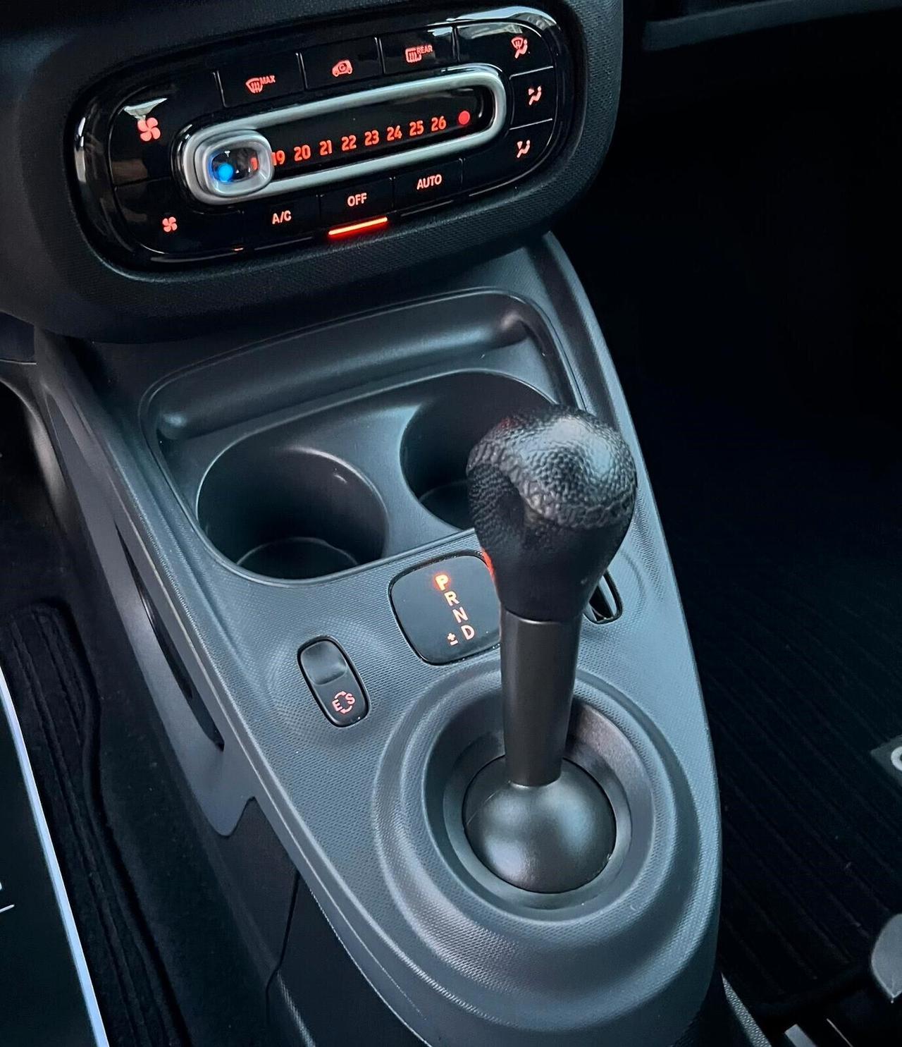 Smart ForTwo 1.0 71CV PRIME TWINAMIC PELLE NAVI LED TETTO F1