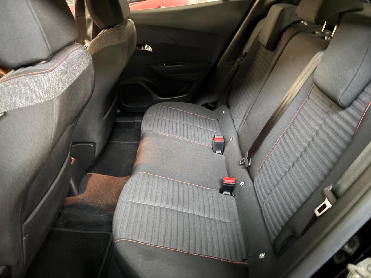 Peugeot 2008 PureTech 155 S&S EAT8 GT