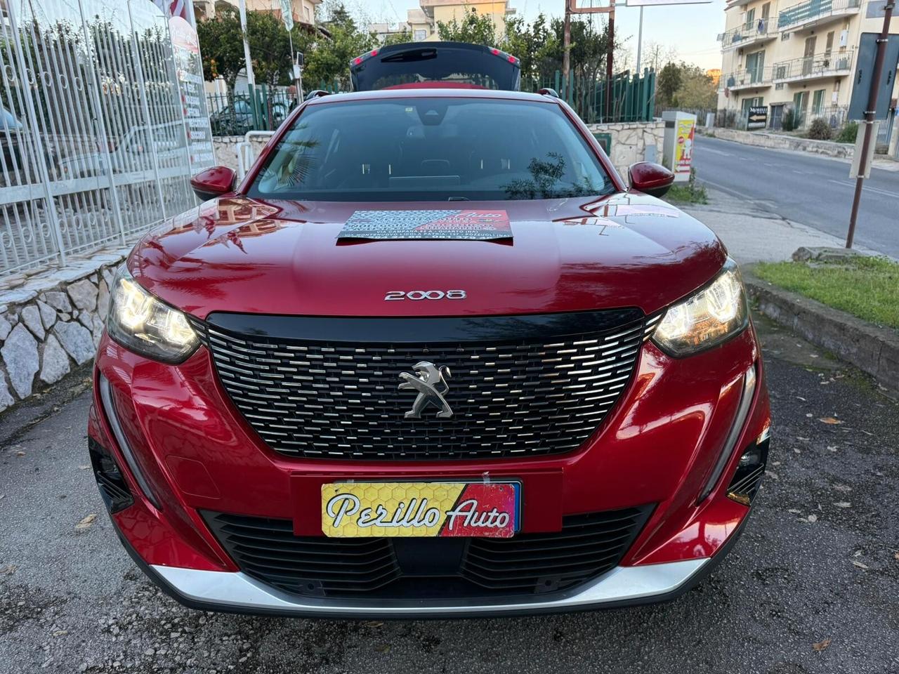 Peugeot 2008 PureTech 130 S&S EAT8 Allure