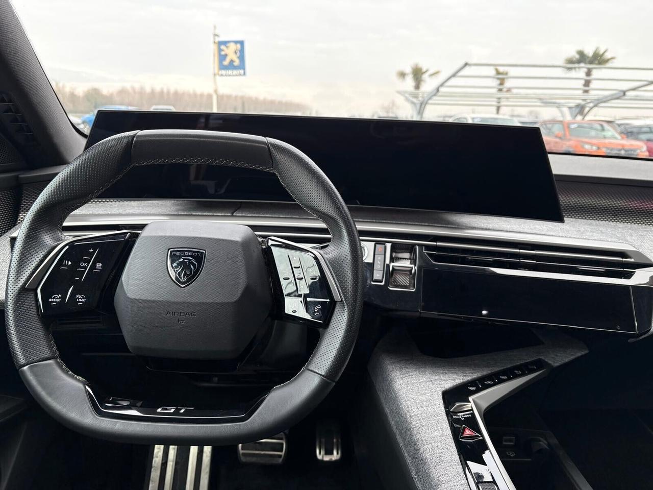 Peugeot 3008 GT Hybrid 145 e-DCS6 KM 0