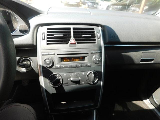 Mercedes-benz B 180 NGT BlueEFFICIENCY Premium