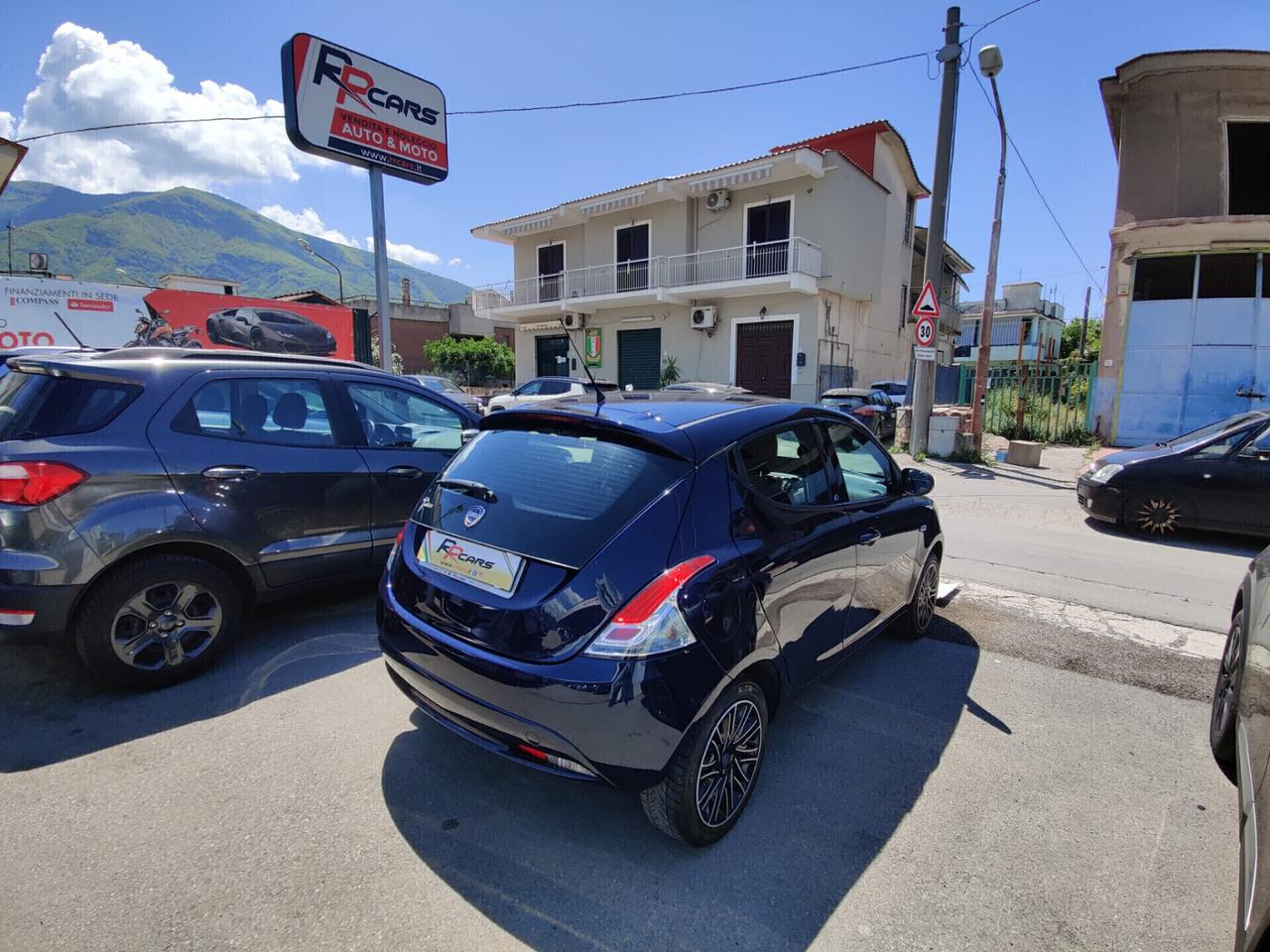 Lancia Ypsilon 1.2 69 CV 5 porte GPL Ecochic Gold