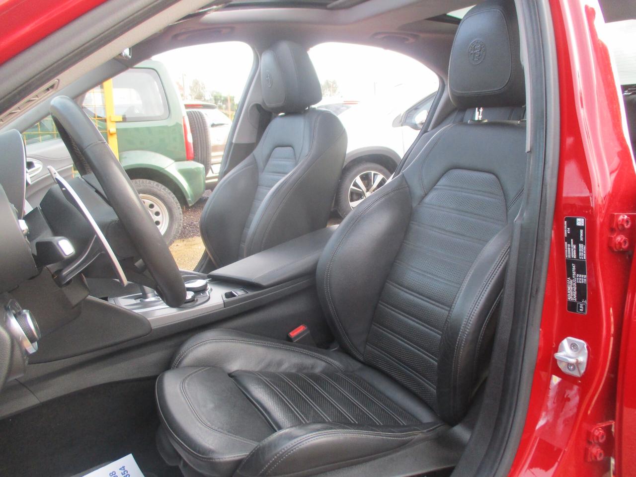 Alfa Romeo Giulia 210 CV AT8 AWD Q4 Veloce STRAFULL