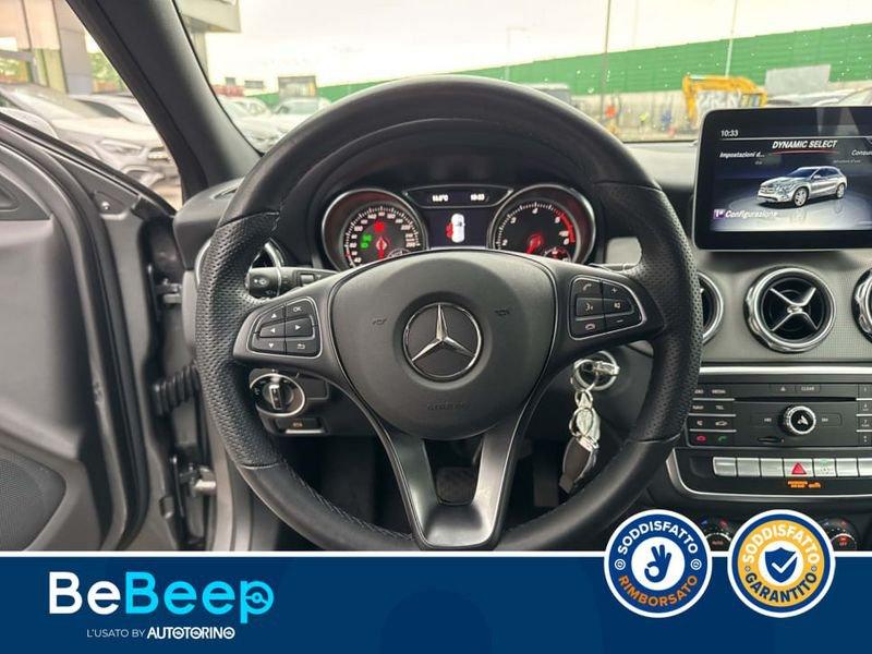 Mercedes-Benz GLA 200 D SPORT AUTO