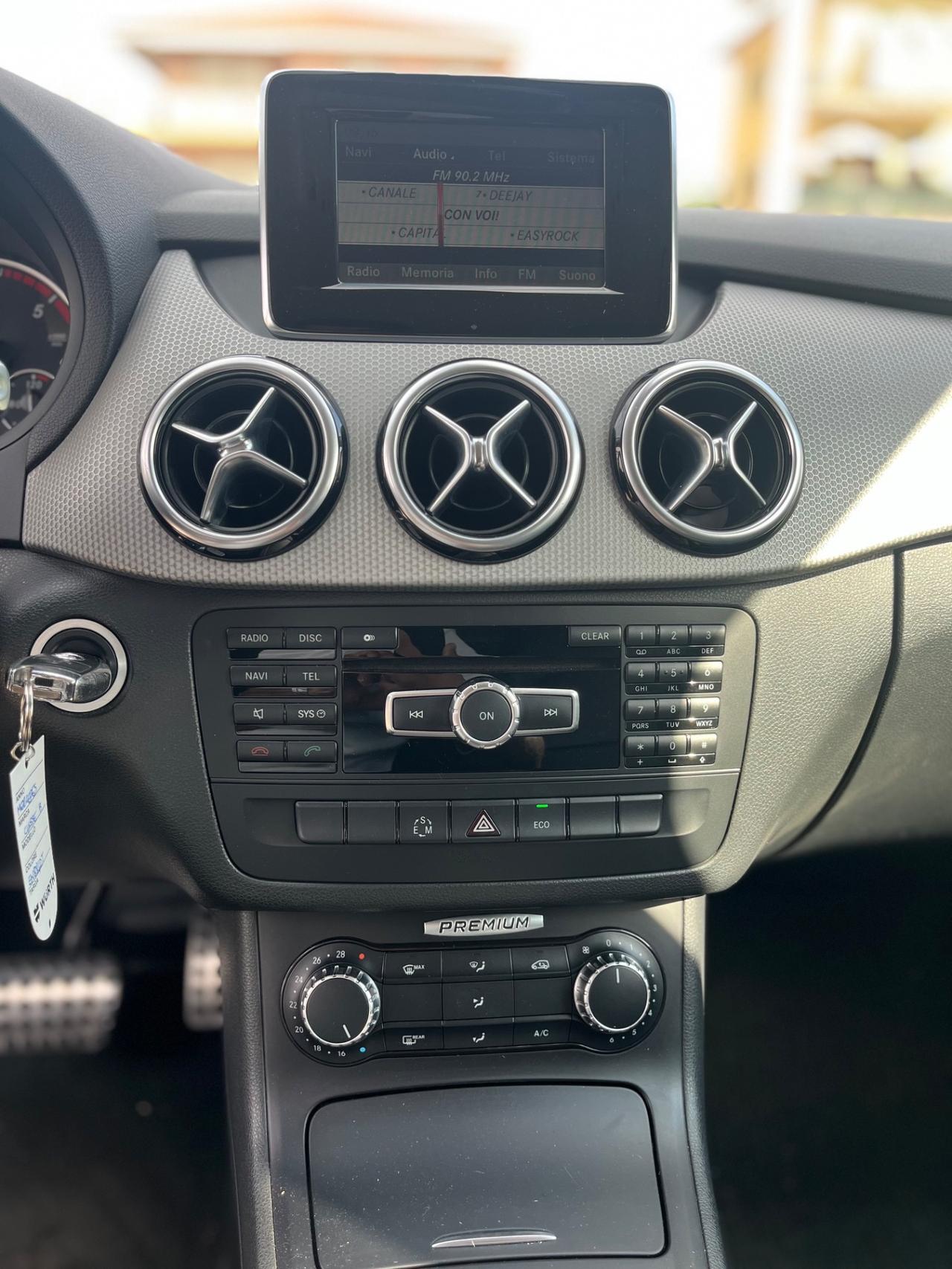 Mercedes-benz A 200 CDI BlueEFFICIENCY Premium