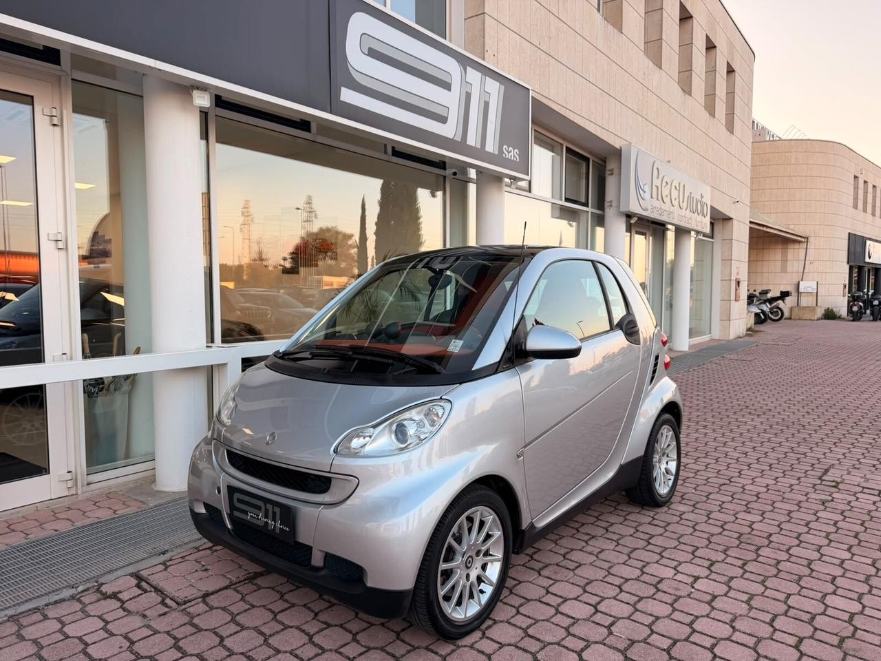Smart ForTwo 1000 52 kW MHD coupé passion