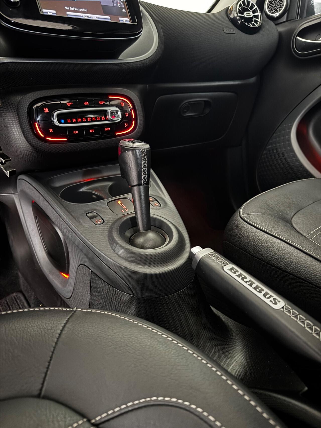 Smart ForFour 90 0.9 Turbo twinamic JBL BRABUS