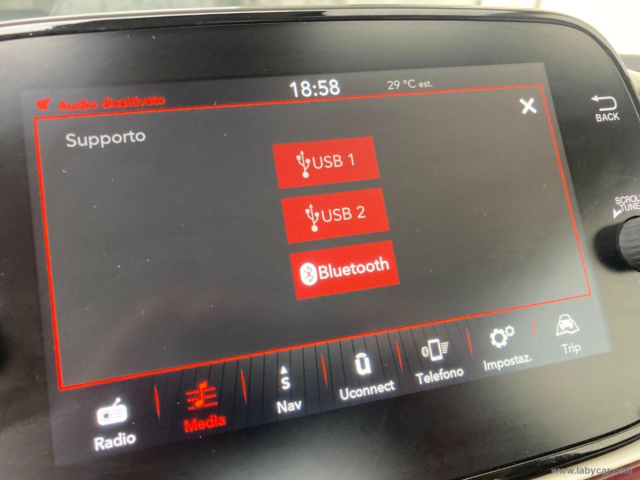 FIAT 500 1.0 Hybrid Lounge IDONEA A NEOPATENTATI