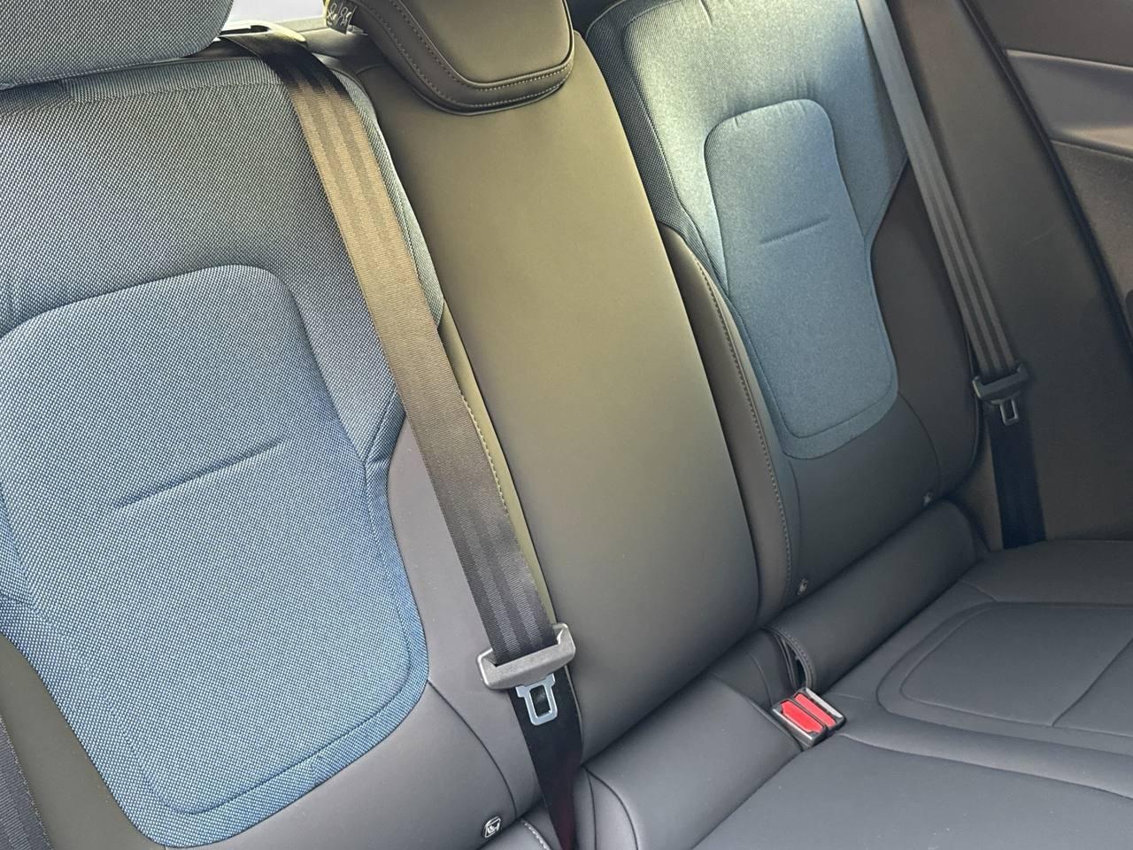 VOLVO EX30 Plus P5 Electric
