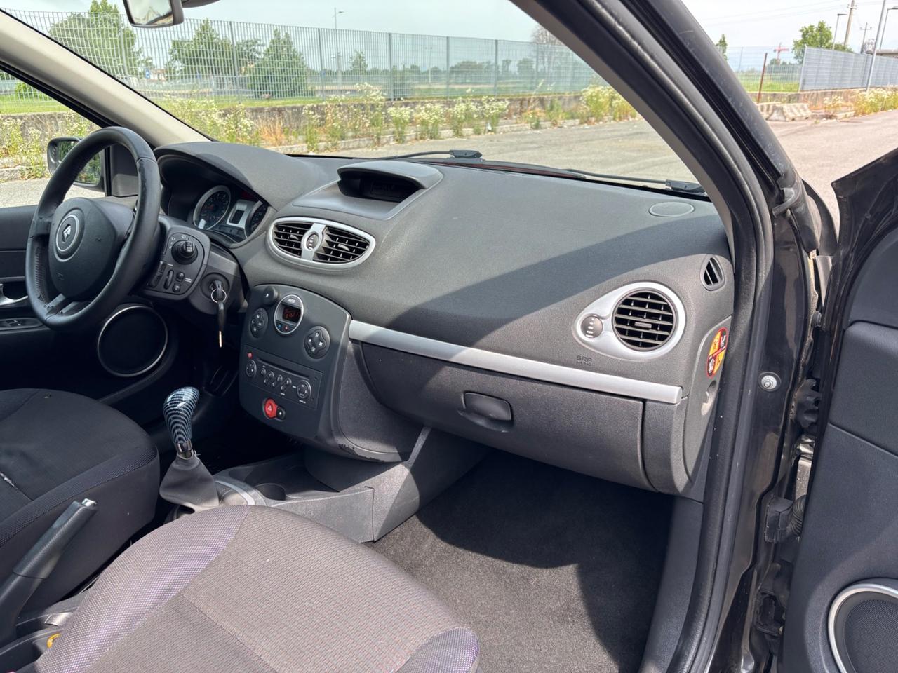 Renault Clio 1.2 16V 5 porte