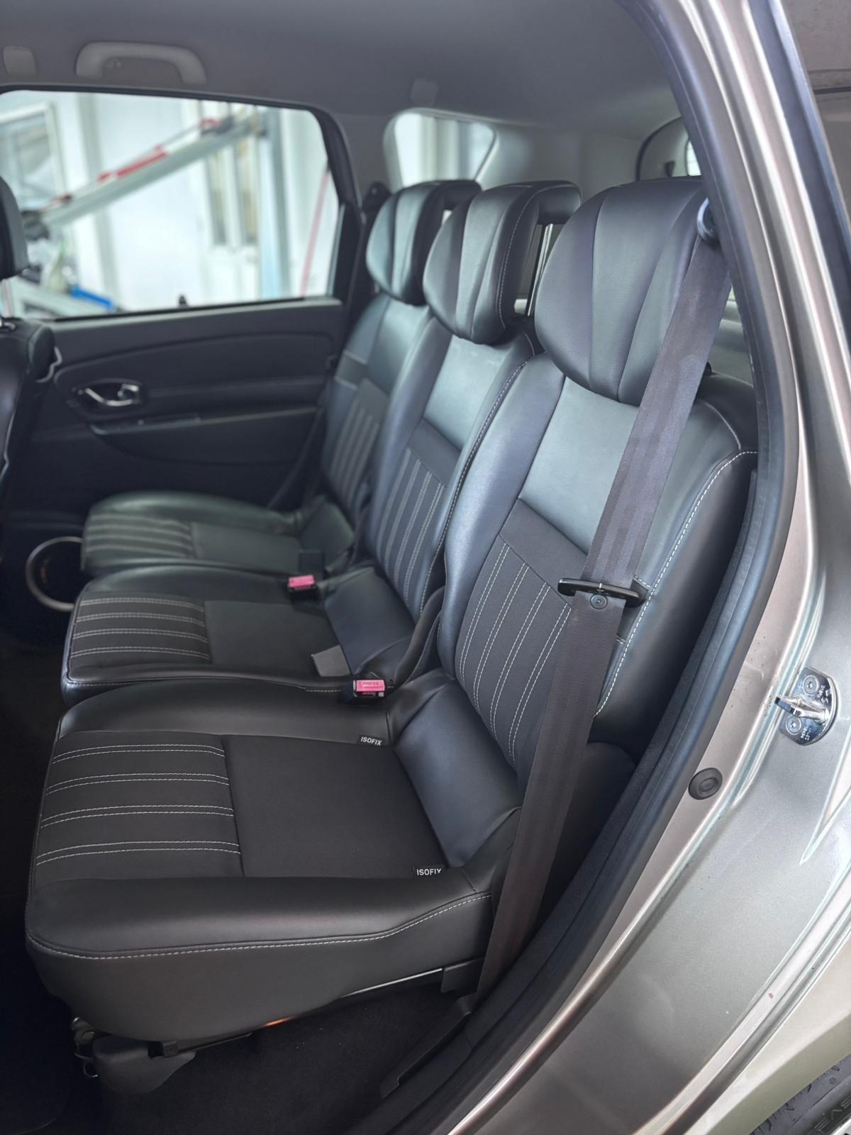 Renault Scénic XMod 1.5 dCi 110CV EDC Bose