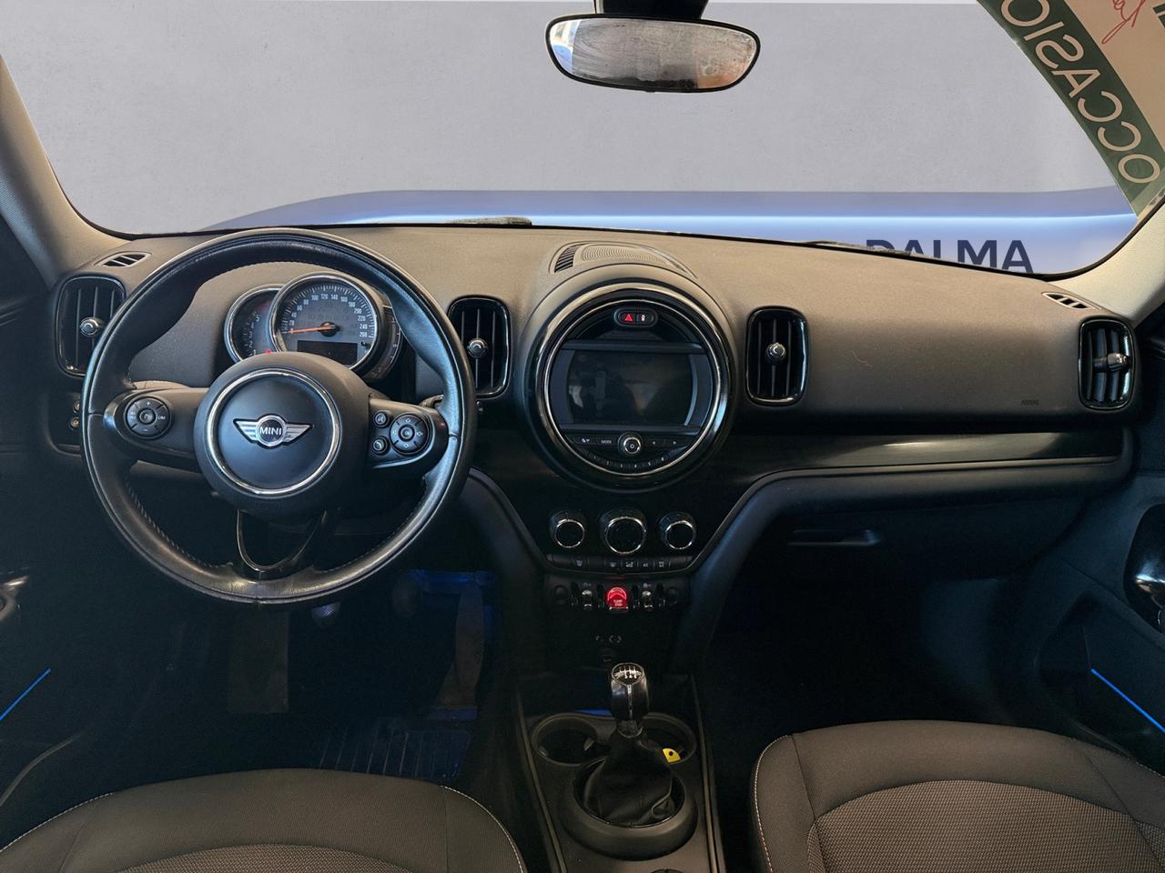 MINI Mini Countryman F60 2017 - Mini Countryman 2.0 Cooper D