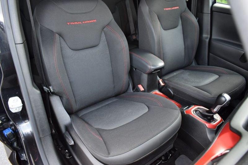 Jeep Renegade 2.0 Mjt 170CV 4WD Active Drive Low Trailhawk