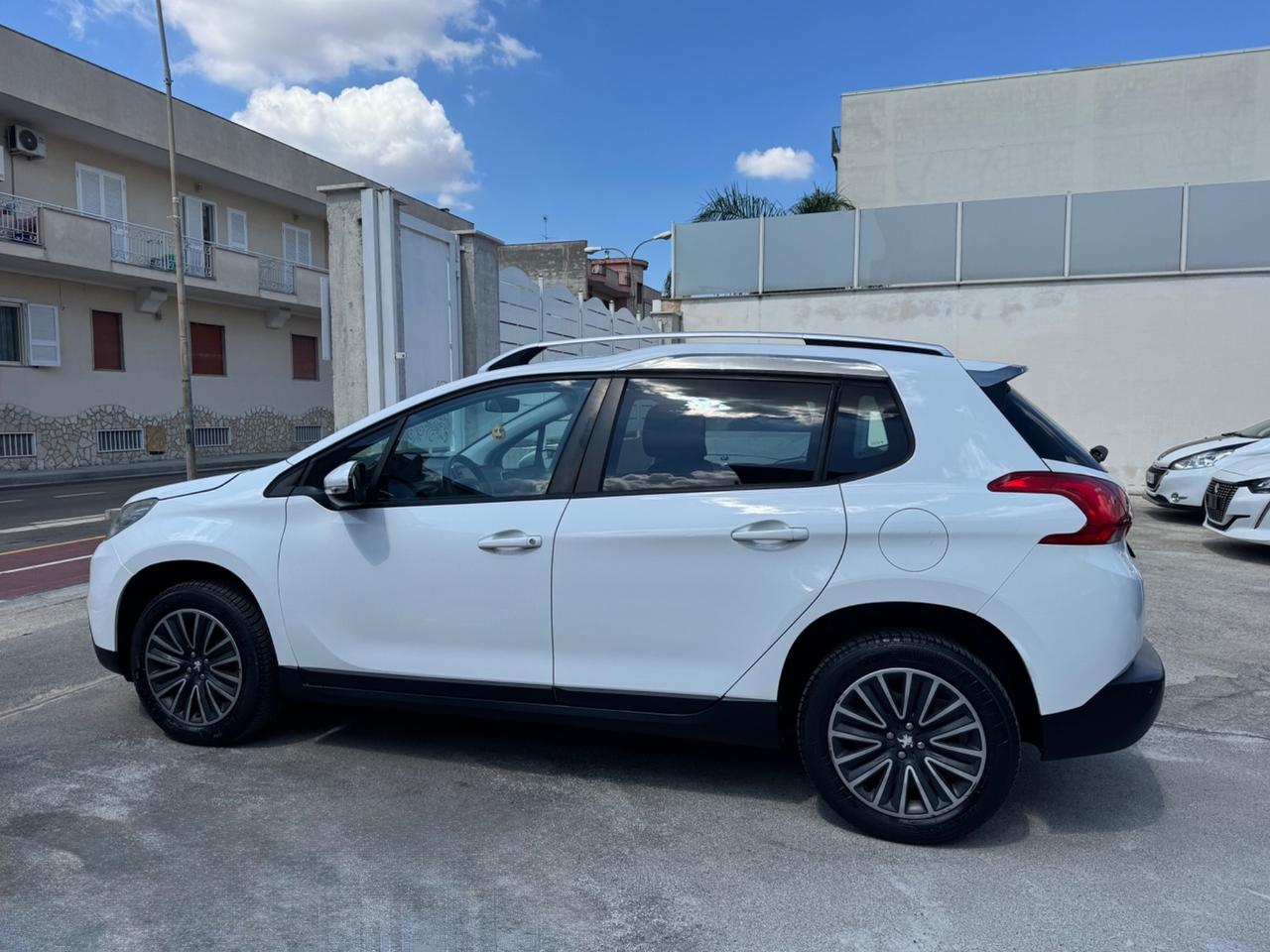 Peugeot 2008 1.6 DIESEL 92CV 2013