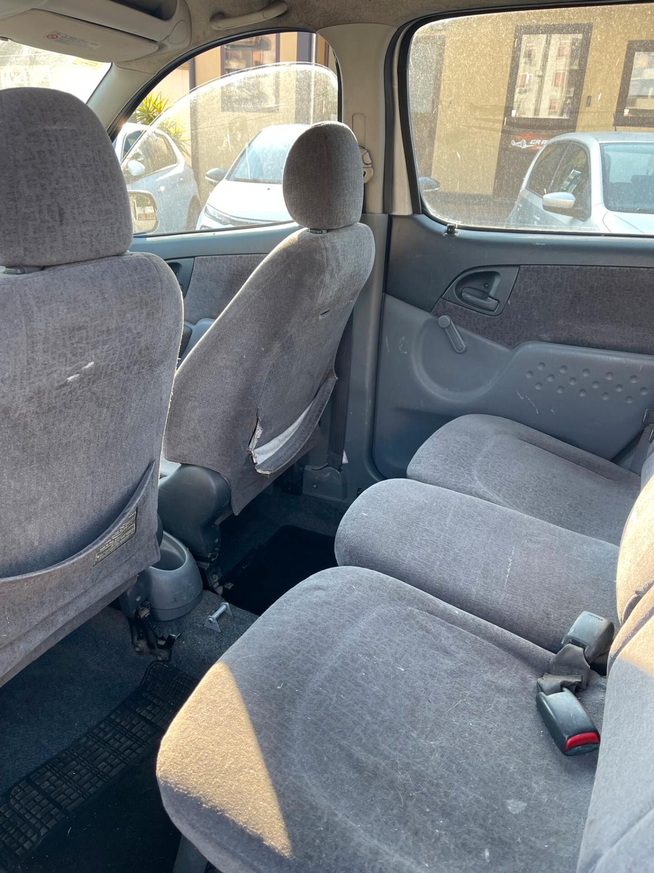 Toyota Yaris Verso 1.3i