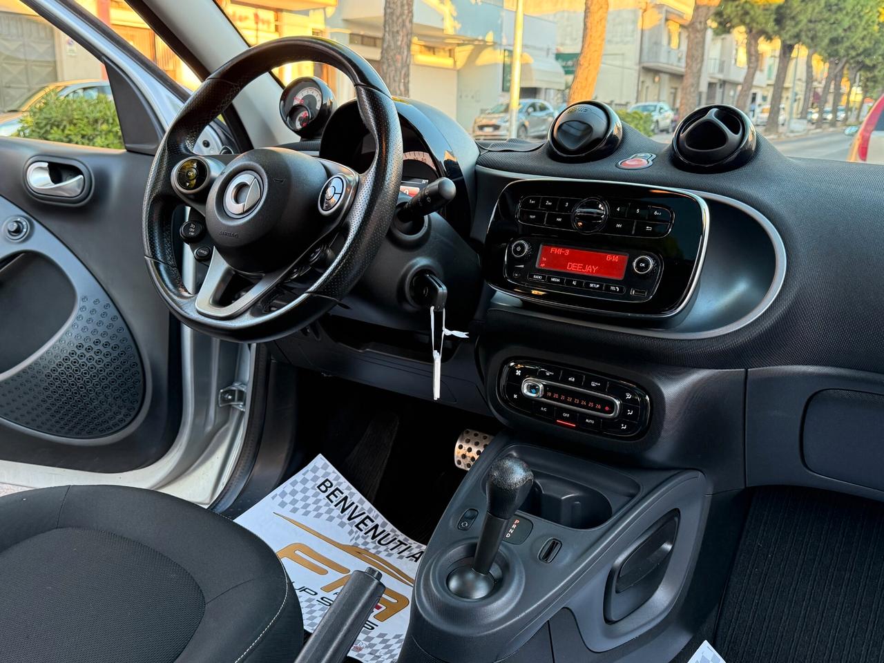 Smart ForFour 70 1.0 twinamic Passion TETTO LED