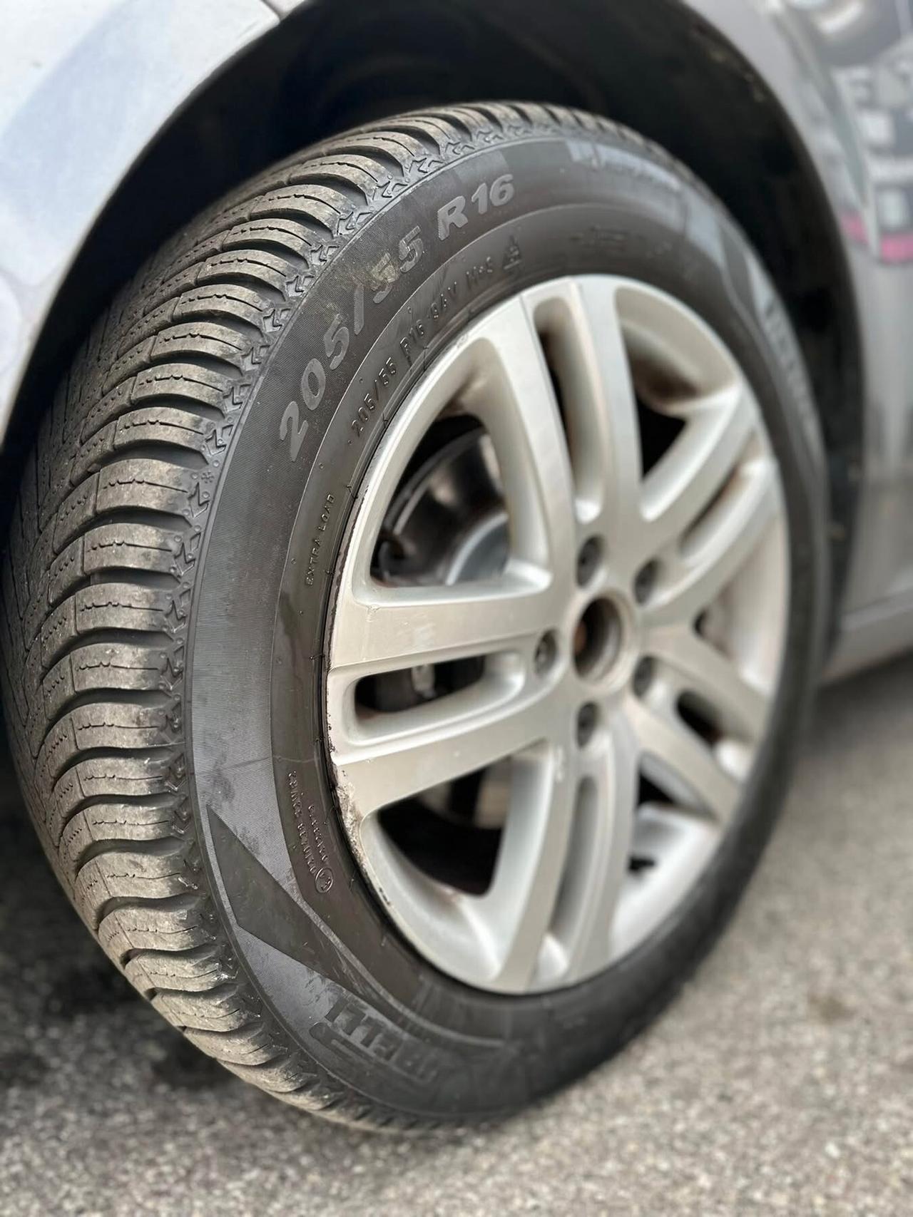 Volkswagen Golf 1.6 5p. United GPL NEOPATENTATI