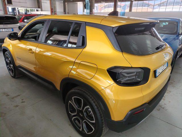 JEEP Avenger 1.2 100CV Summit MY25 PROMO ORO
