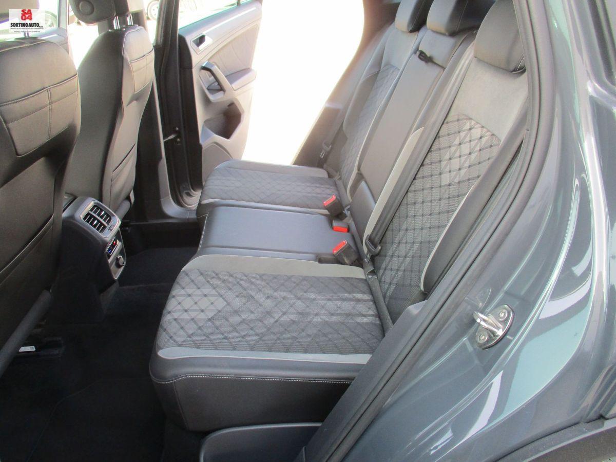 VW Tiguan 2.0 TDI DSG R-LINE 150cv 2022 STRAFULL