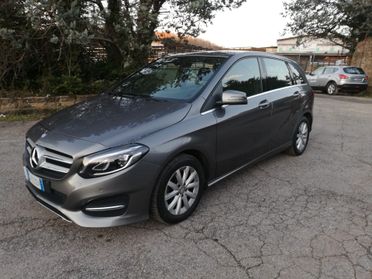 Mercedes-benz B 180 B 180 d Automatic Premium