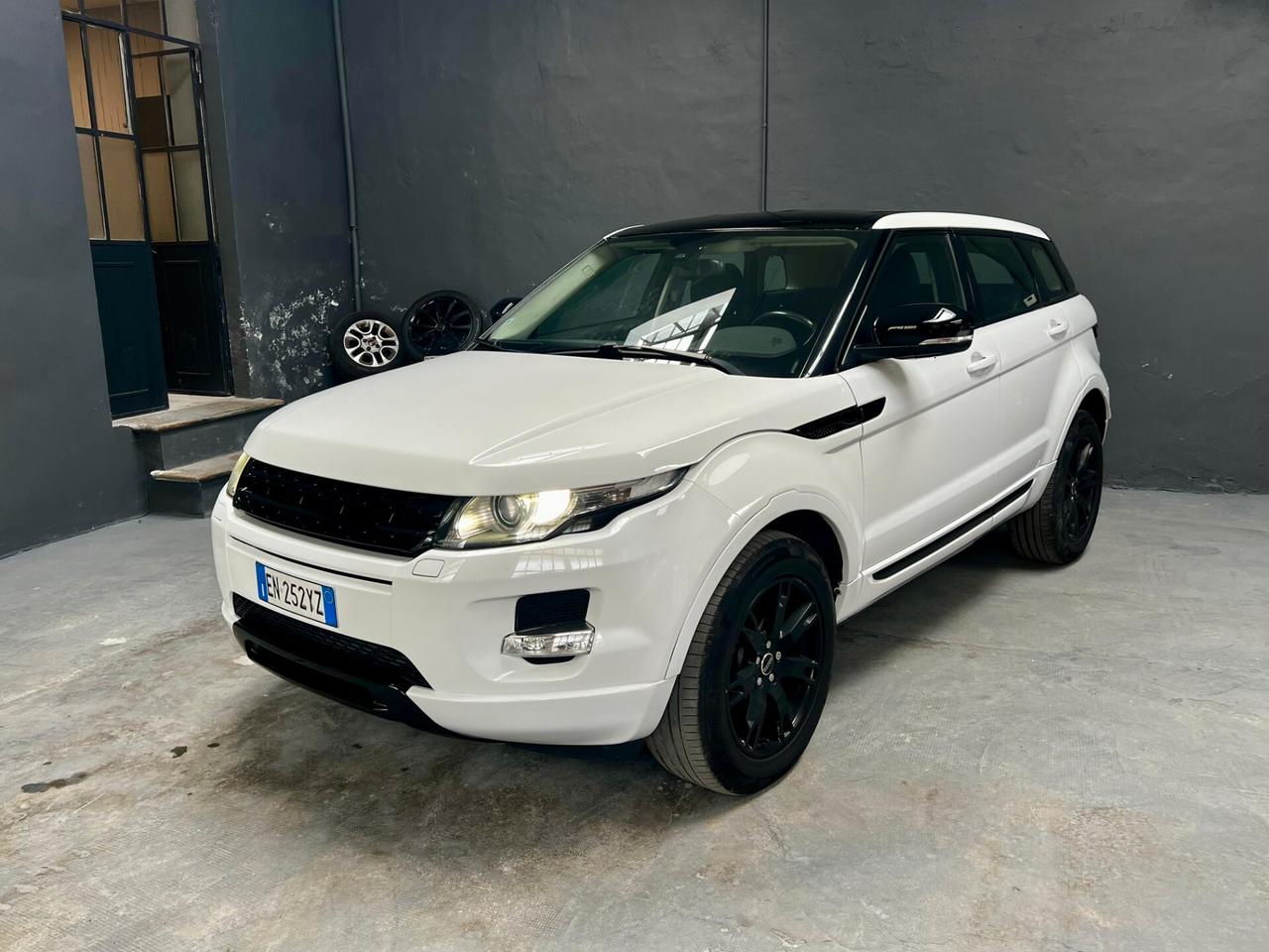 Land Rover Range Rover Evoque Range Rover Evoque 2.2 TD4 5p. Dynamic