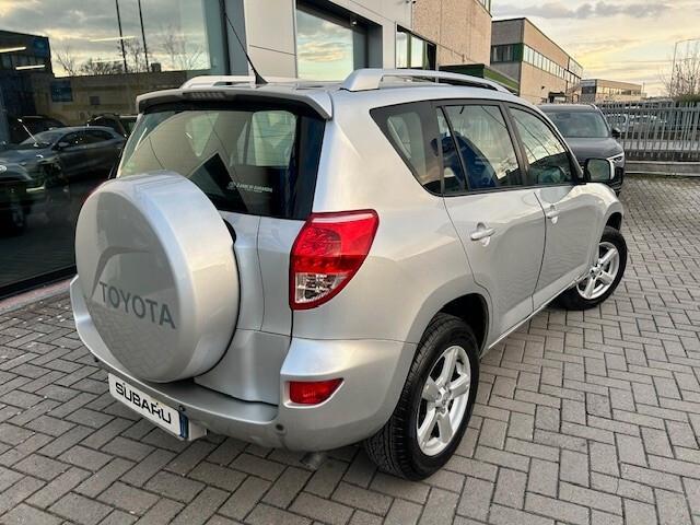 Toyota RAV 4 RAV4 2.2 D-4D 136 CV DPF Sol