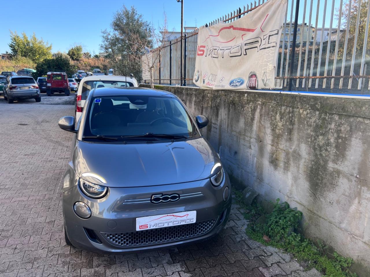 Fiat 500 500e Berlina 42 kWh
