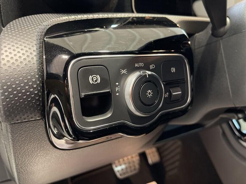 Mercedes-Benz Classe A A 180 d Automatic Premium