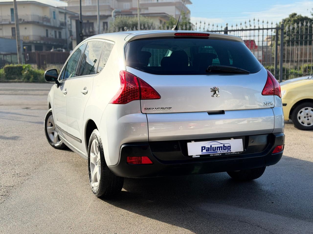 Peugeot 3008 1.6 HDi 110CV Premium