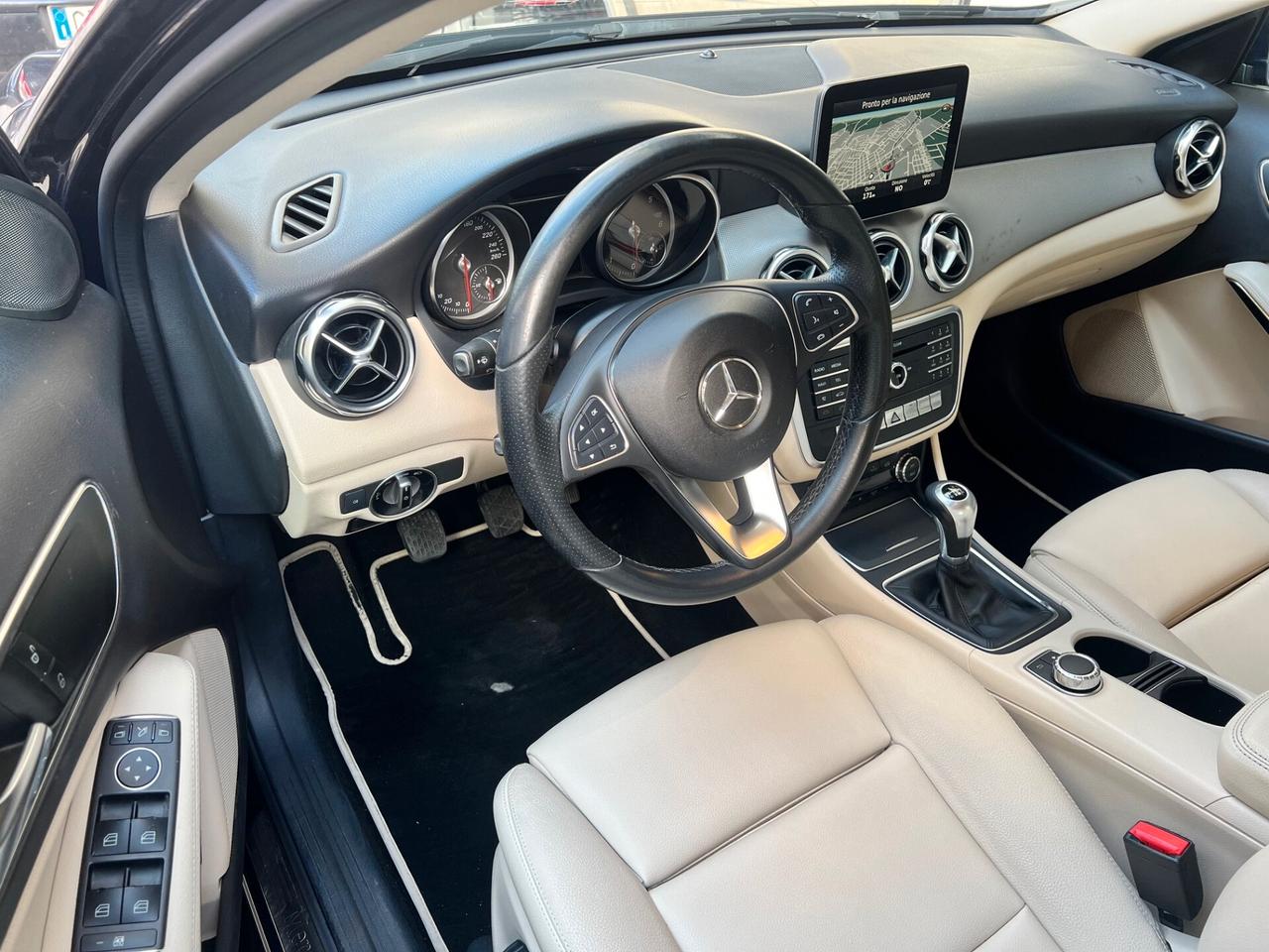 Mercedes-benz GLA 200 d 136cv Sport LED/NAVI/PELLE/CAMERA RESTYLING!!