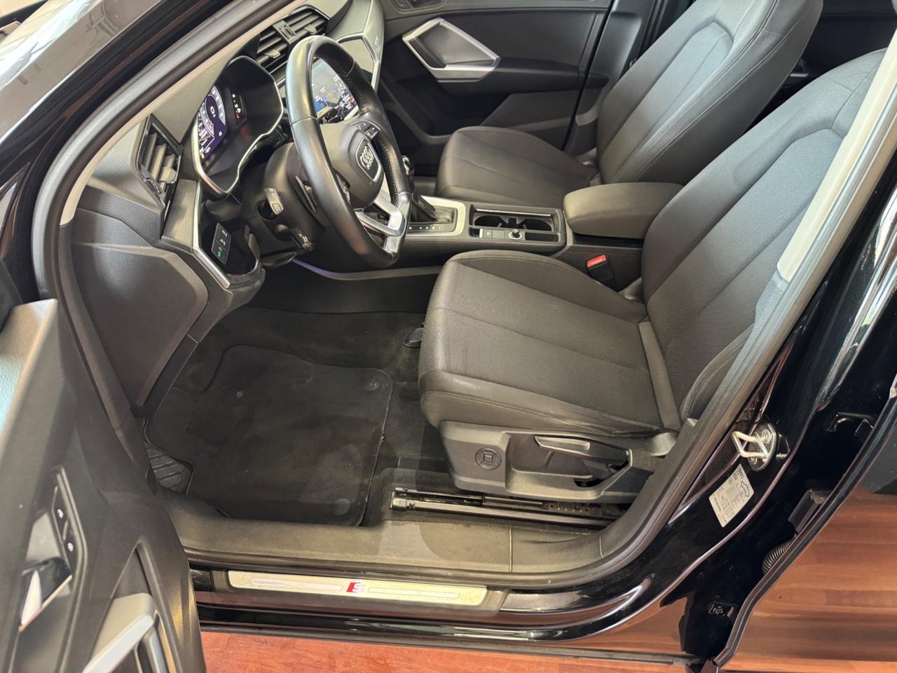 AUDI Q3 40 TDI QUATTRO S TRONIC S LINE
