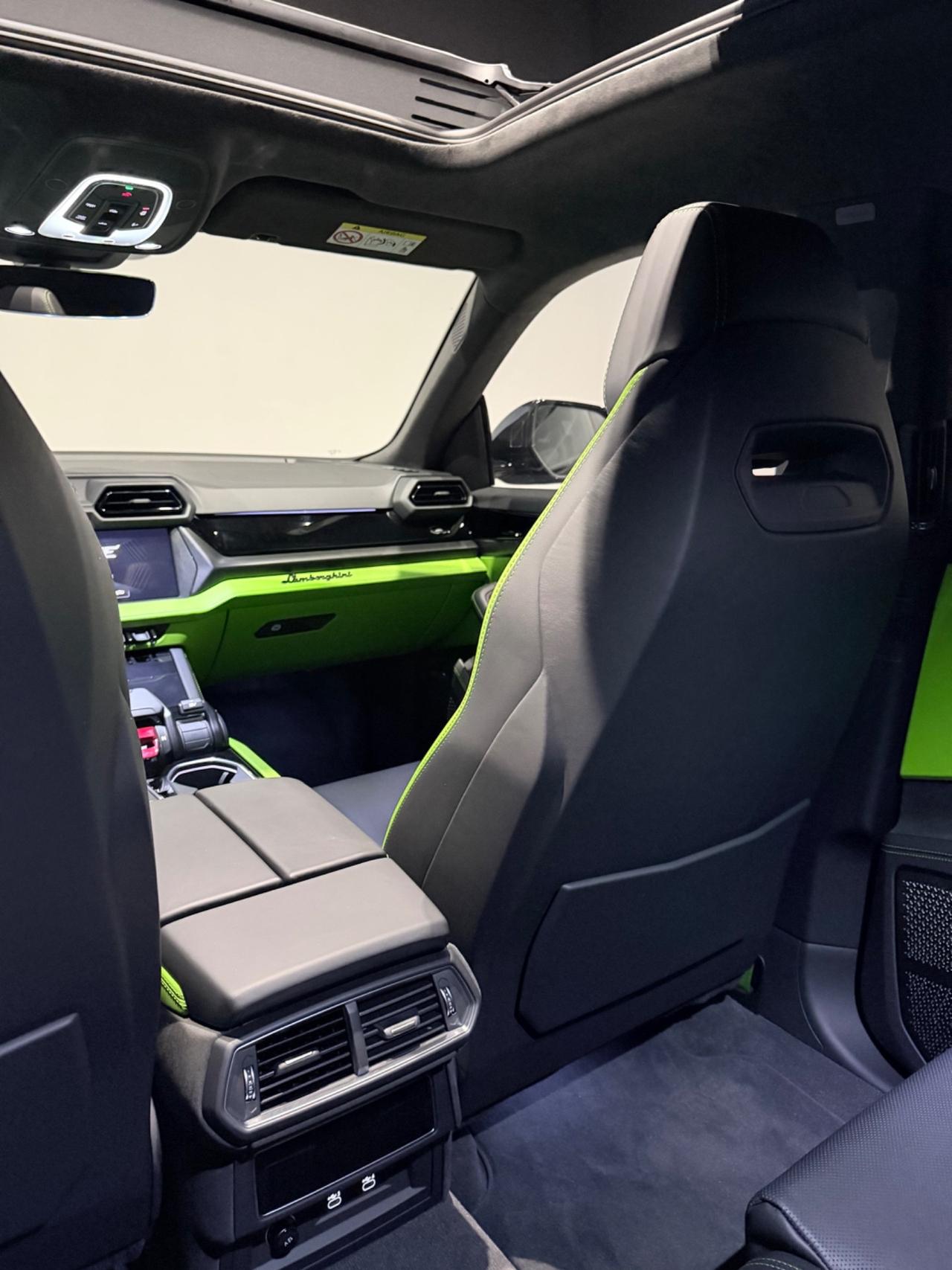 Lamborghini Urus 4.0 SE