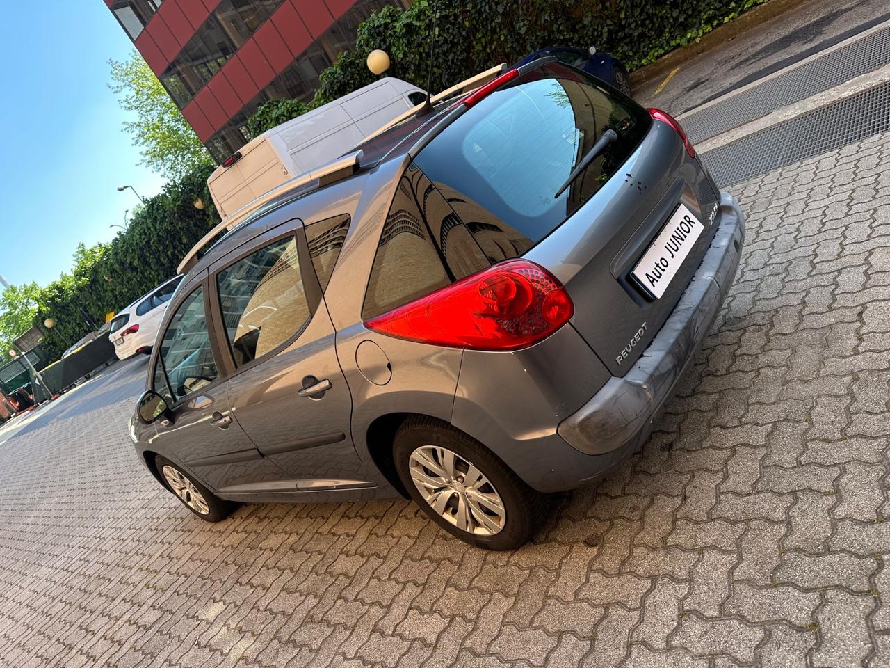 Peugeot 207 1.4 8V 75CV SW Energie Sport ECO GPL