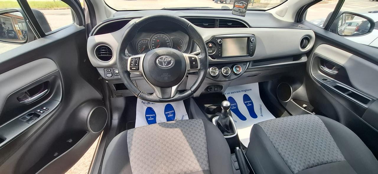 Toyota Yaris 1.0 5 porte