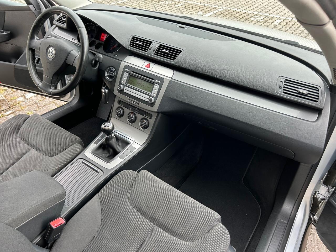 Volkswagen Passat Variant 2.0 tdi Comfortline dpf