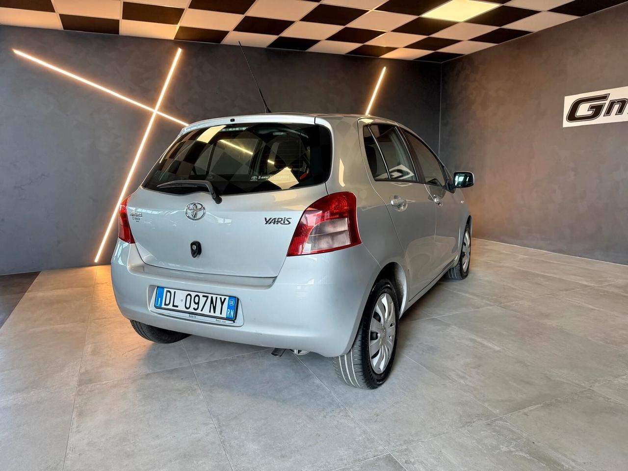 Toyota Yaris 1.3 5 porte Sol
