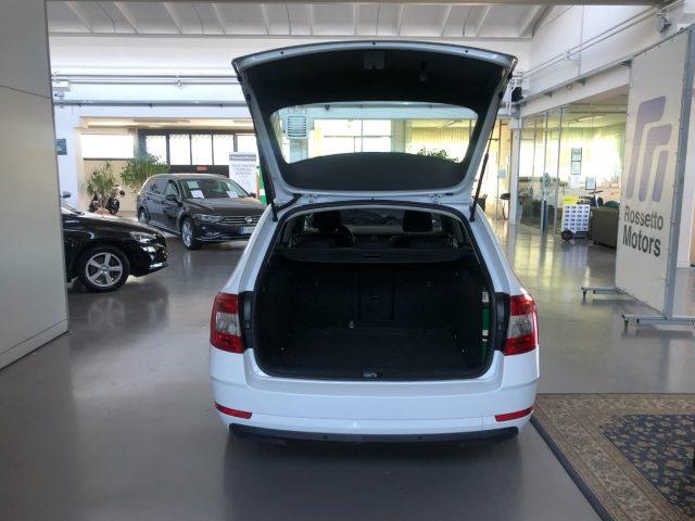 SKODA Octavia 1.6TDI SW Exe - NEOPATENTATI